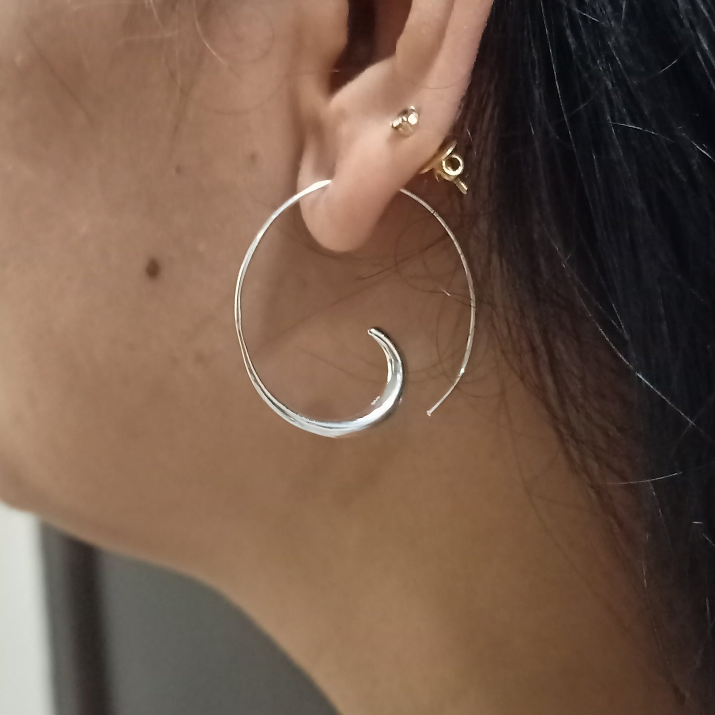 Spiral hoops