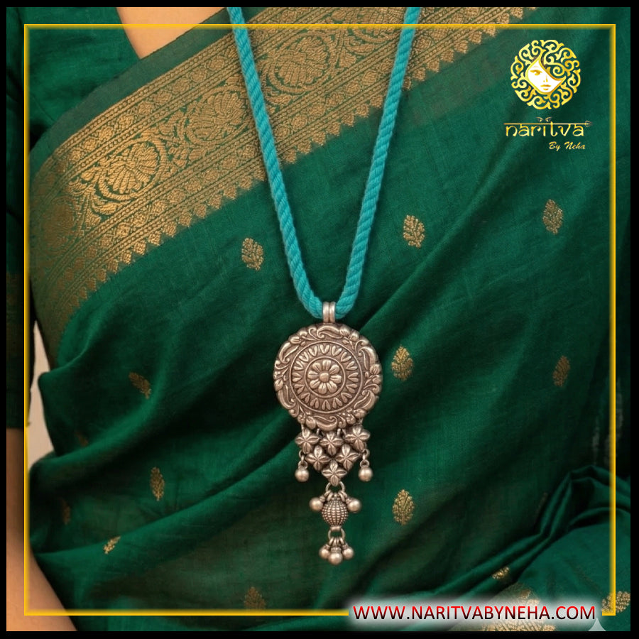 Flower Motif Jaal Necklace