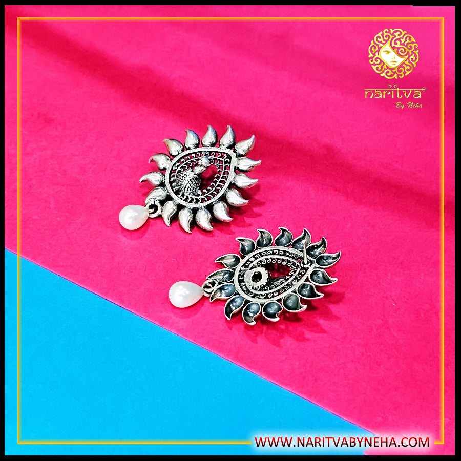 Peacock pearl big studs