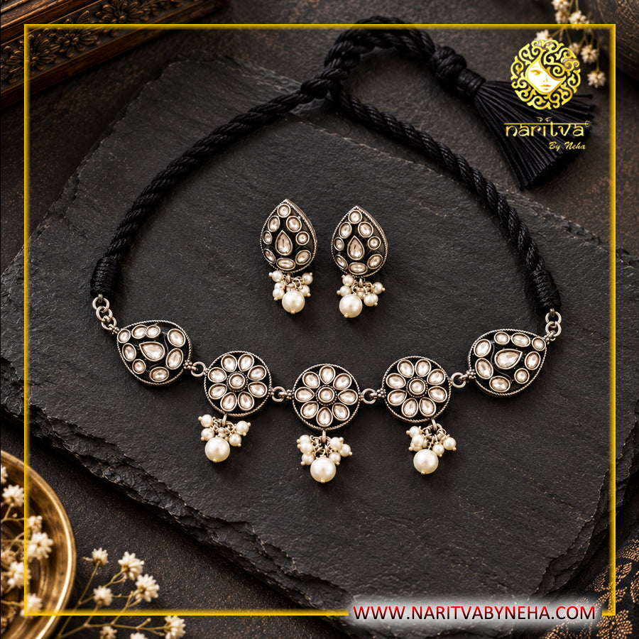 Kundan Choker Earrings Set