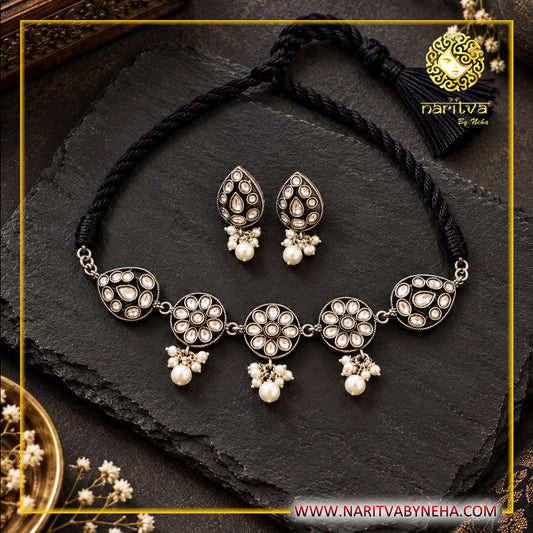 Kundan Choker Earrings Set