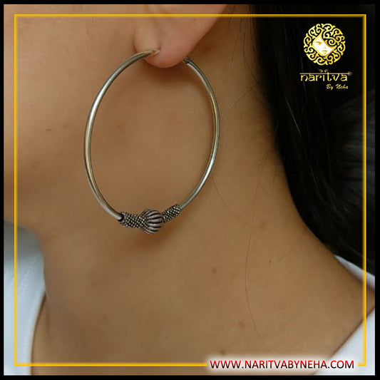 Centre Motif Solid Hoop