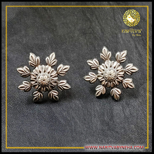 Light weight Flower Studs