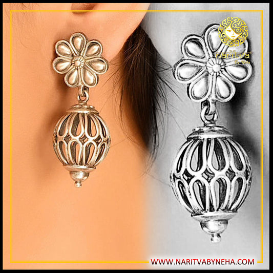 Jaali- Ball Earrings
