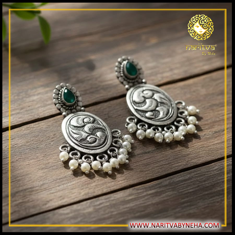 Chitai Green Stone Pearl Earrings