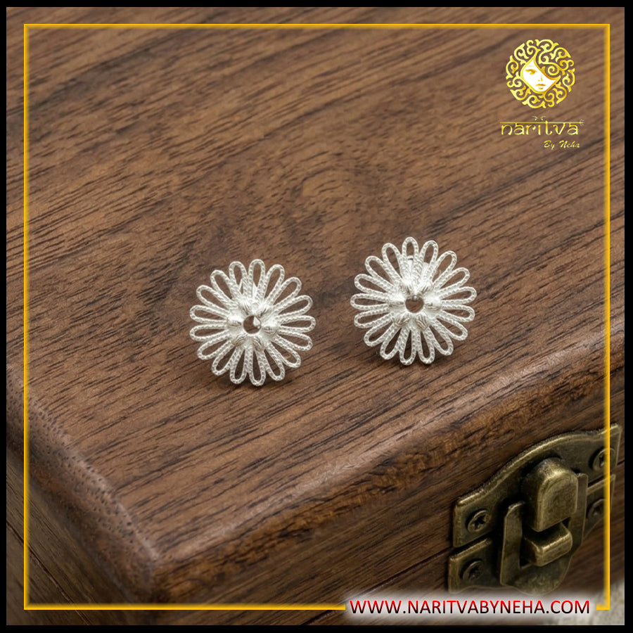 Light Weight Flower Studs