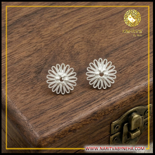 Light Weight Flower Studs