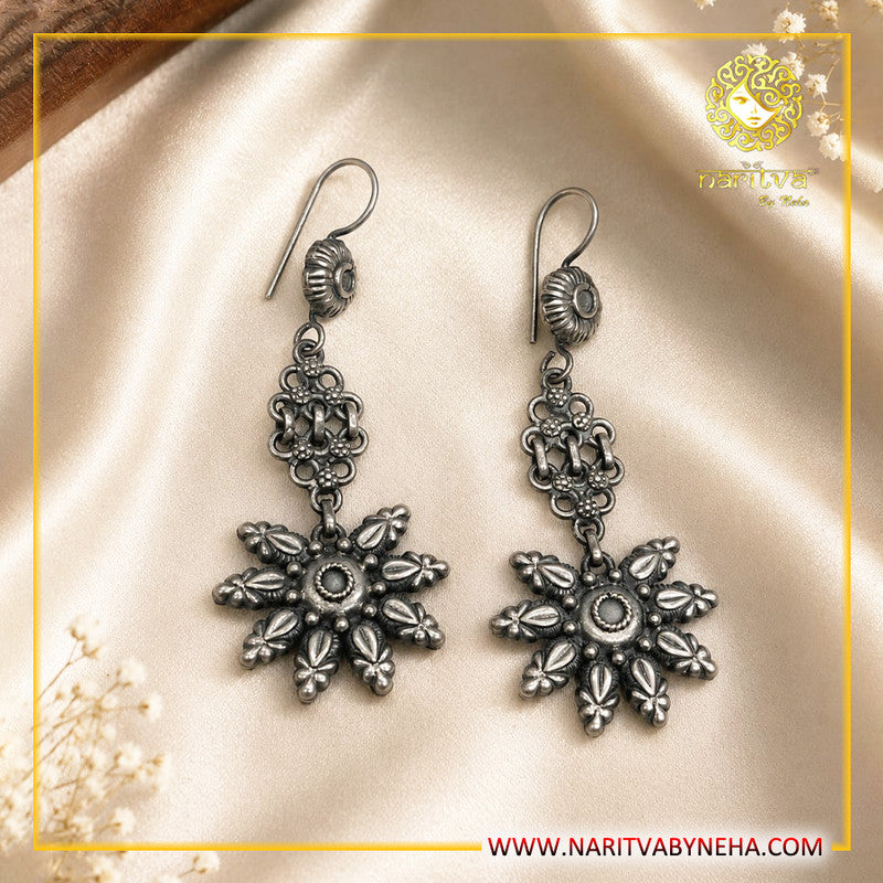 Fish Hook Jaal Flower Dangler