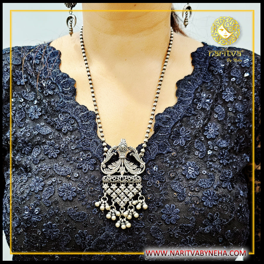 Jaal-Necklace