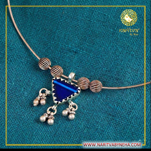 Blue Pendant Hasli Necklace