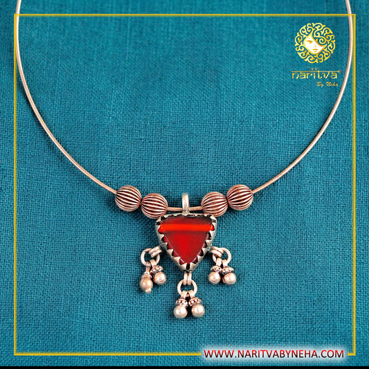 Red Pendant Hasli Necklace