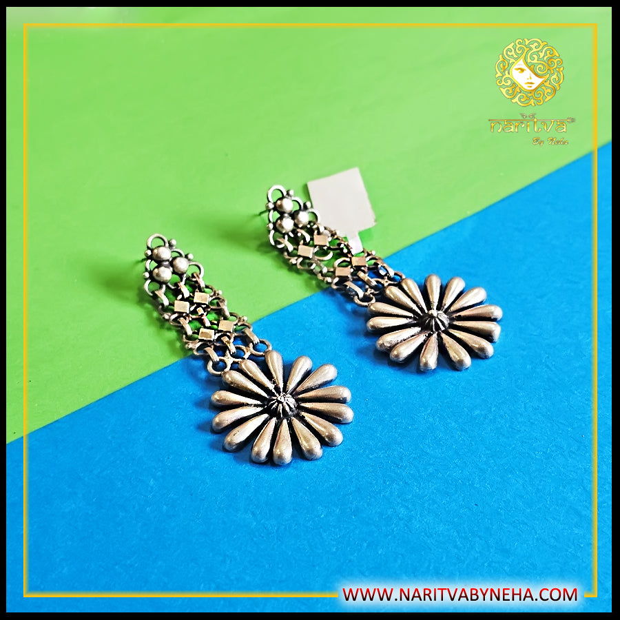 Daisy Jaali Danglers
