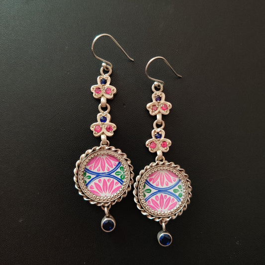 Painted Pink blue with flower chain